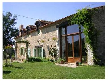 Stone House for sale in Sainte-Foy-la-Grande (Aquitaine)
