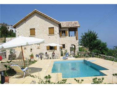 House for sale in Lapithos (Kyrenia)