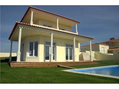 Villa for sale in Peniche (Leiria)