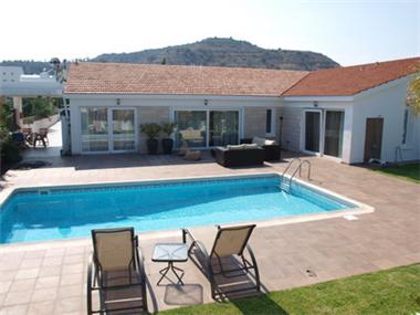 Detached Bungalow for sale in Voroklini (Larnaca)