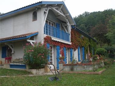 Barn_conversion for sale in Peyraube (Midi-Pyrenees)