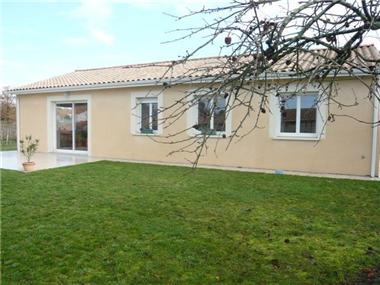 House for sale in Saint-Ciers-sur-Gironde (Aquitaine)