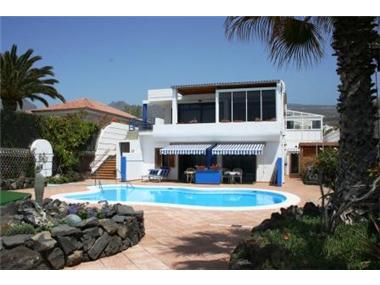 Villa for sale in La Arena (Canary Islands)