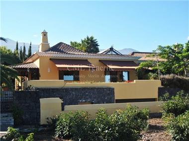 Villa for sale in La Orotava (Canary Islands)
