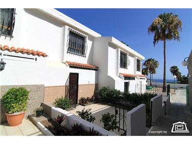 Villa for sale in Puerto Rico (Canary Islands)