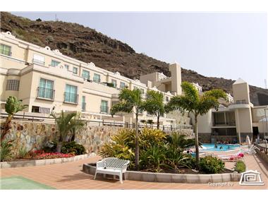 Villa for sale in Puerto Rico (Canary Islands)
