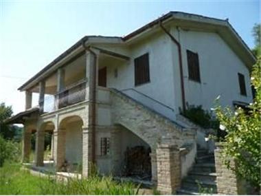 Property - Farm Stone House for sale in Carassai (The Marches)