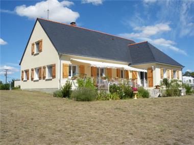 House for sale in Longue-Jumelles (Region Pays de la Loire)