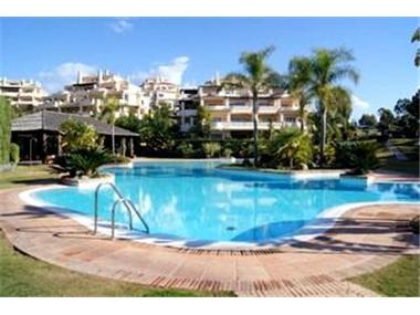 Apartment for sale in Benahavis (Andalucia)