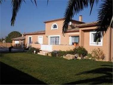 Villa for sale in Herault (Languedoc-Roussillon)