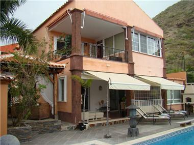 House/villa for sale in Los Cristianos (Canary Islands)