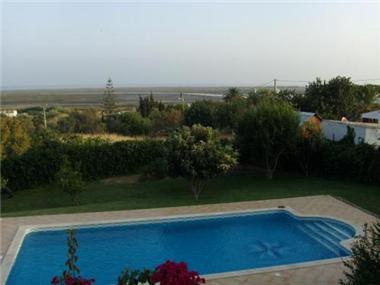 Semi/terraced Villa for sale in Olhao (Faro)