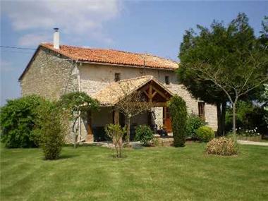 House for sale in Chef-Boutonne (Poitou-Charentes)
