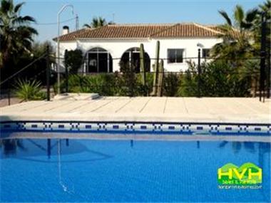 Villa for sale in Catral (Valencia)