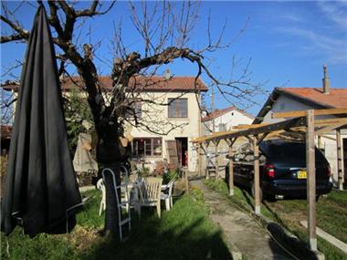 Villa for sale in Tarbes (Midi-Pyrenees)