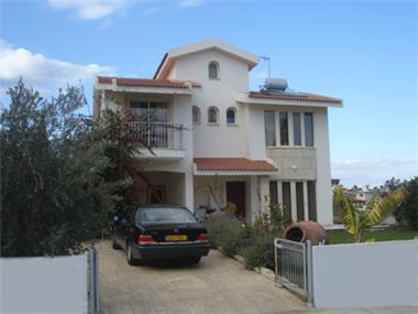 Detached House for sale in Livadhia (Larnaca)