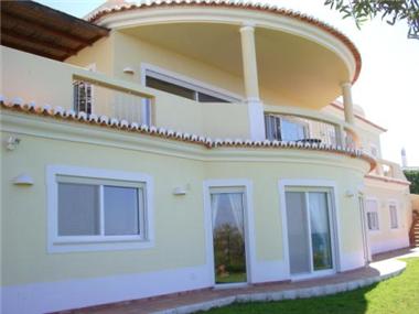 House for sale in Ferragudo (Faro)