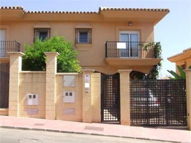 Property - Semi Detached Villa for sale in Mijas Costa (Andalucia)