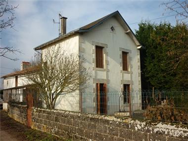 House for sale in Civray (Poitou-Charentes)