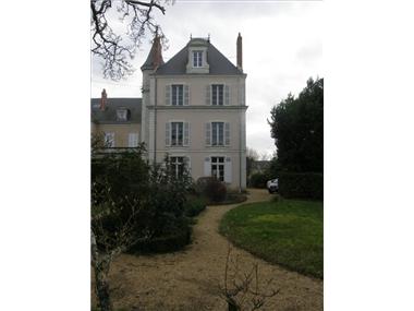House for sale in Chateauneuf-sur-Sarthe (Region Pays de la Loire)