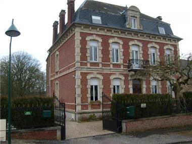 Villa for sale in Mondrepuis (Picardie)