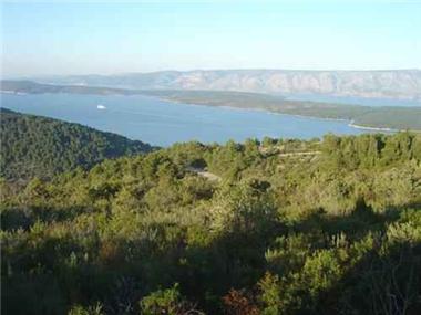 Building Plot for sale in Selca (Splitsko-Dalmatinska Zupanija)