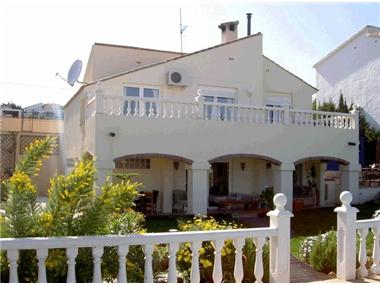 House/villa for sale in Estepona (Andalucia)