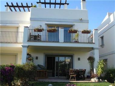 Townhouse for sale in Estepona (Andalucia)
