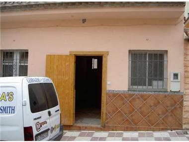 Business/commercial for sale in Sabinillas (Andalucia)