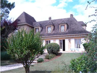 Modern House for sale in Marquay (Aquitaine)