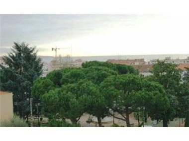 Apartment for sale in Golfe-Juan (Provence-Alpes-Cote d'Azur)