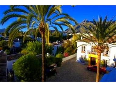 Townhouse for sale in Marbella (Andalucia)