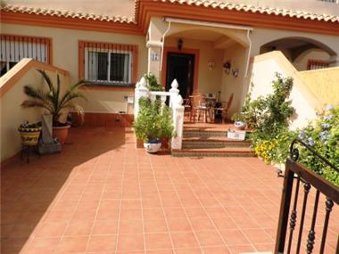 Townhouse for sale in Pilar de la Horadada (Valencia)