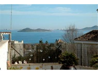 Villa for sale in El Carmoli (Murcia)