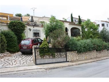 Villa for sale in Pego (Valencia)