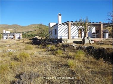 Finca for sale in Alcolea (Andalucia)