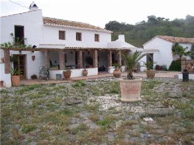 Villa for sale in Alora (Andalucia)