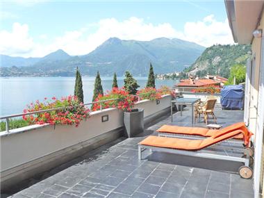 Flat/apartment for sale in Varenna (Regione Lombardia)