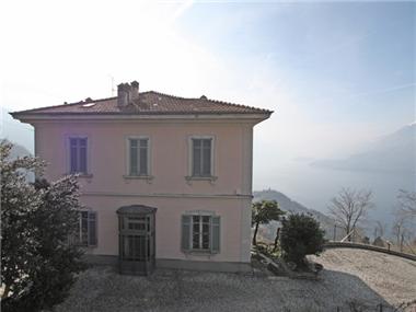 House/villa for sale in Perledo (Regione Lombardia)