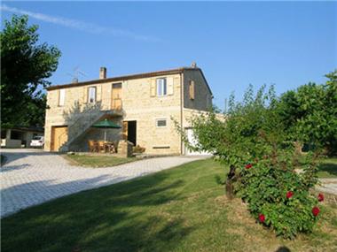 House/villa for sale in Serra San Quirico (The Marches)