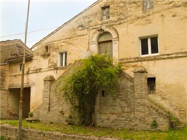 House/villa for sale in Montappone (The Marches)