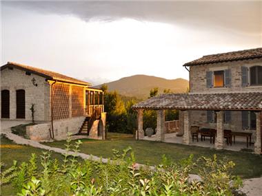 House/villa for sale in Sassoferrato (The Marches)