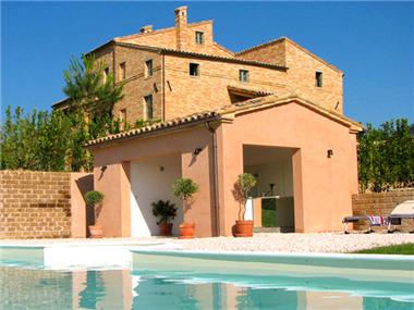 House/villa for sale in Loro Piceno (The Marches)