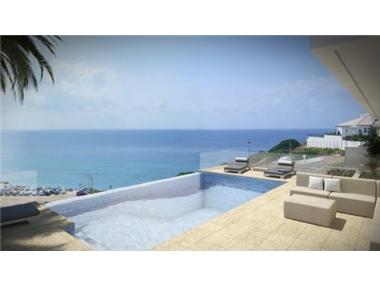 Villa for sale in Porto do Mos (Faro)