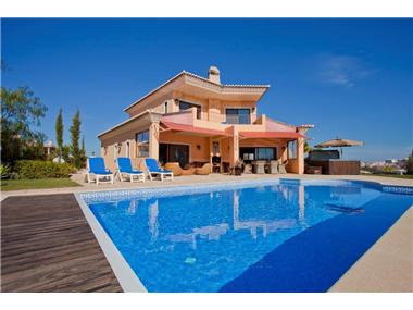 Villa for sale in Atalaia (Faro)