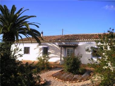 Villa for sale in Sao Bartolomeu de Messines (Faro)