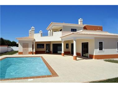 Villa / Townhouse for sale in Lagos (Faro)