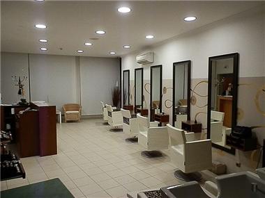 Shop for sale in Lagos (Faro)