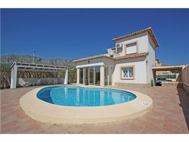 Villa for sale in Beniarbeig (Valencia)