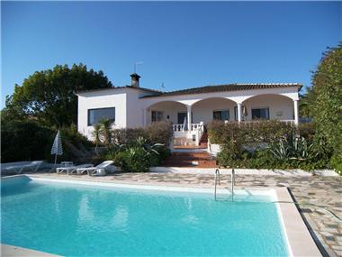 Villa for sale in Campina de Sao Tiago (Faro)
